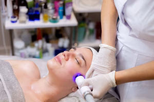 young-beautiful-girl-lies-beautician-s-table-receives-procedures_343596-4224